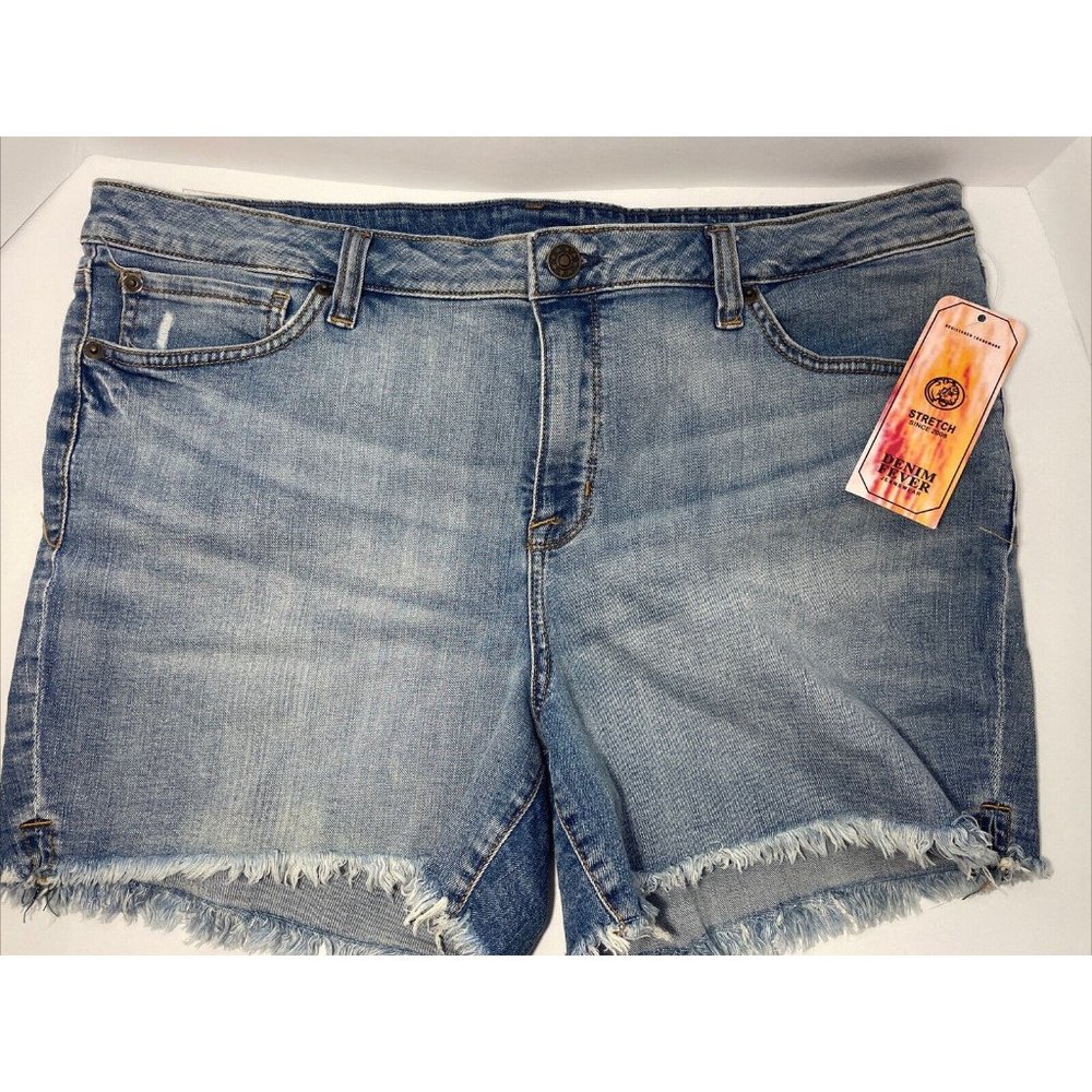 NEW Denim Fever Jeanswear Denim Shorts Cutoff Acid Wash Distressed Size 16